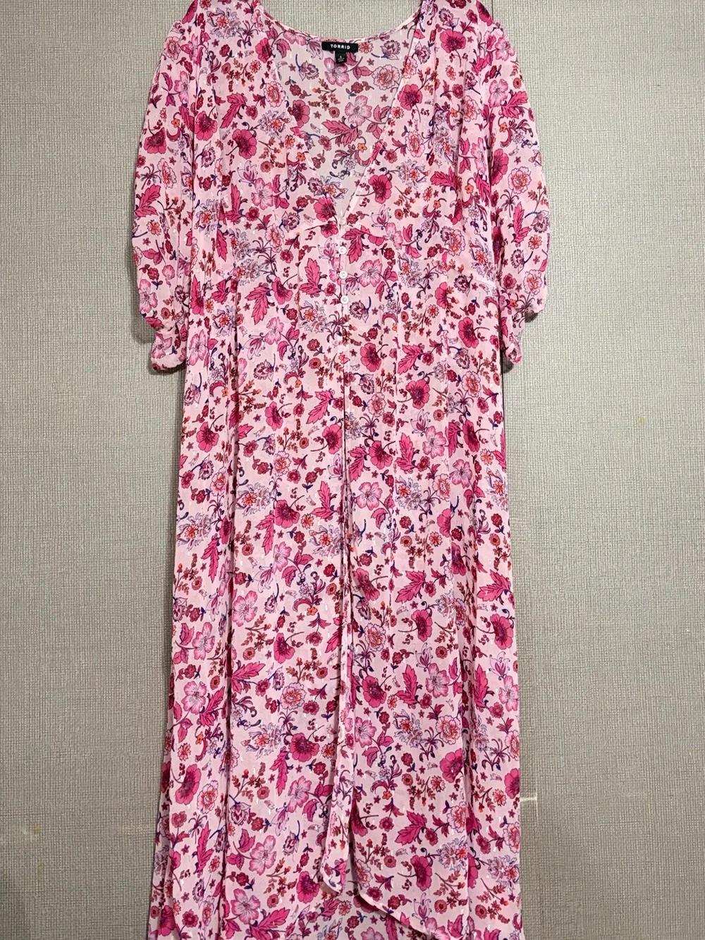 Torrid Pink Floral V-Neck Maxi Dress - Picture 1 of 3